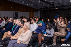 一套可持续迭代的宠物健康模子便起头